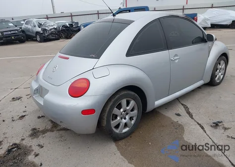 2002 Volkswagen New Beetle Gls/Gls 1.8L Turbo из США, поврежденный, VIN 3VWCD21C52M456885